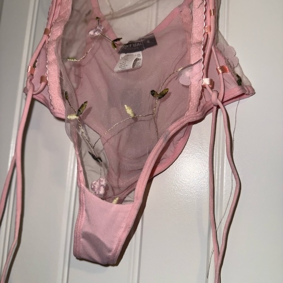 Nasty Gal Pink Sheer Lace Shapewear - Picture 4 of 12